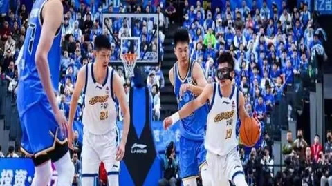 CBA惊现辽疆京鲁四强同分，辽篮前景不明，京粤队传佳音